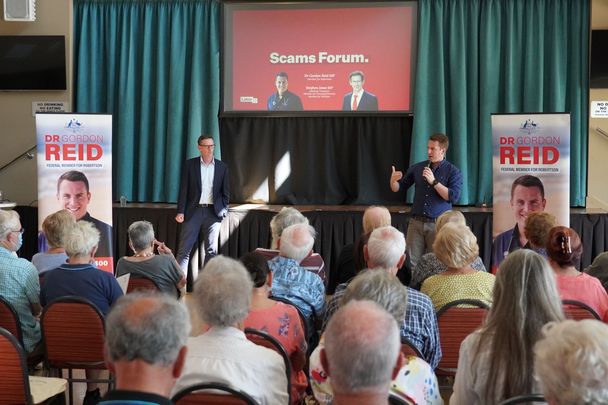 FULL HOUSE AT THE ROBERTSON ANTI-SCAMS FORUM Main Image