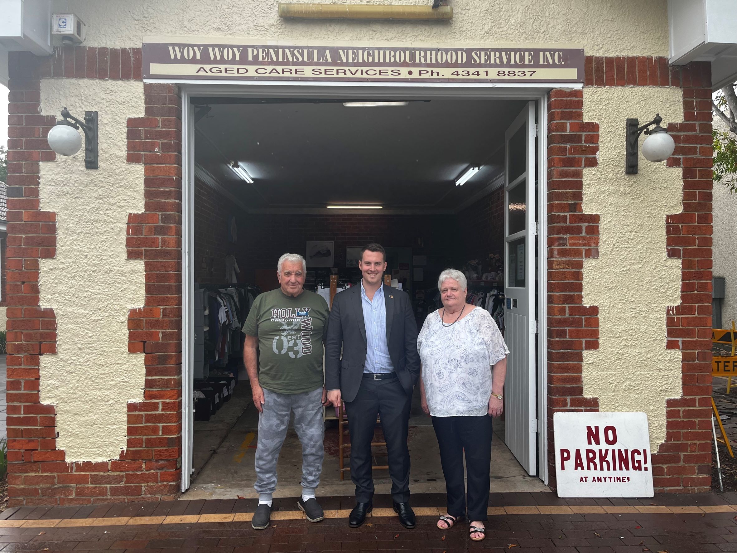 WOY WOY PENINSULA NEIGHBOURHOOD SERVICE RECEIVES VOLUNTEER FUNDING Main Image