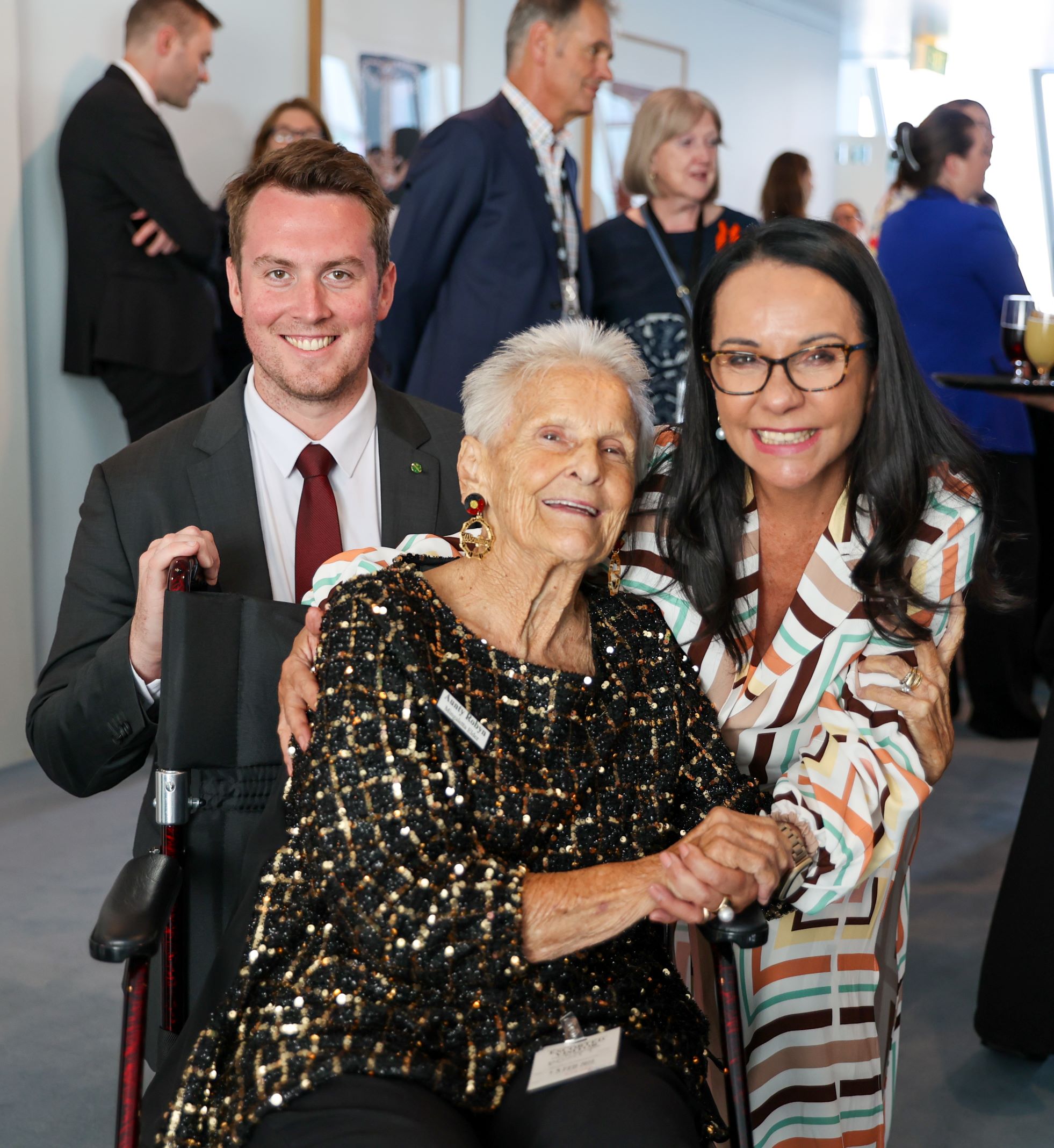 DR REID LAUNCHES PARLIAMENTARY FRIENDS OF THE ULURU STATEMENT FROM THE HEART Main Image