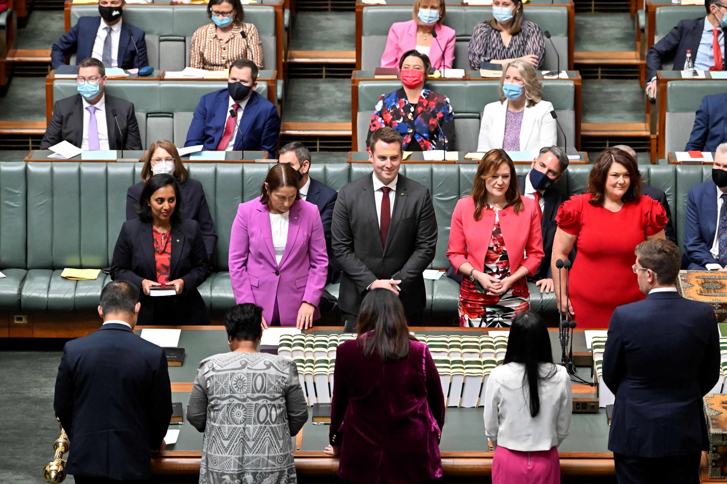 DR GORDON REID OFFICIALLY SWORN IN AS THE NEW MEMBER FOR ROBERTSON Main Image